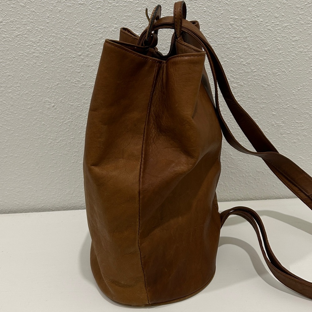 Boulder Ridge Chestnut Leather Backpack - Picture 6 of 14